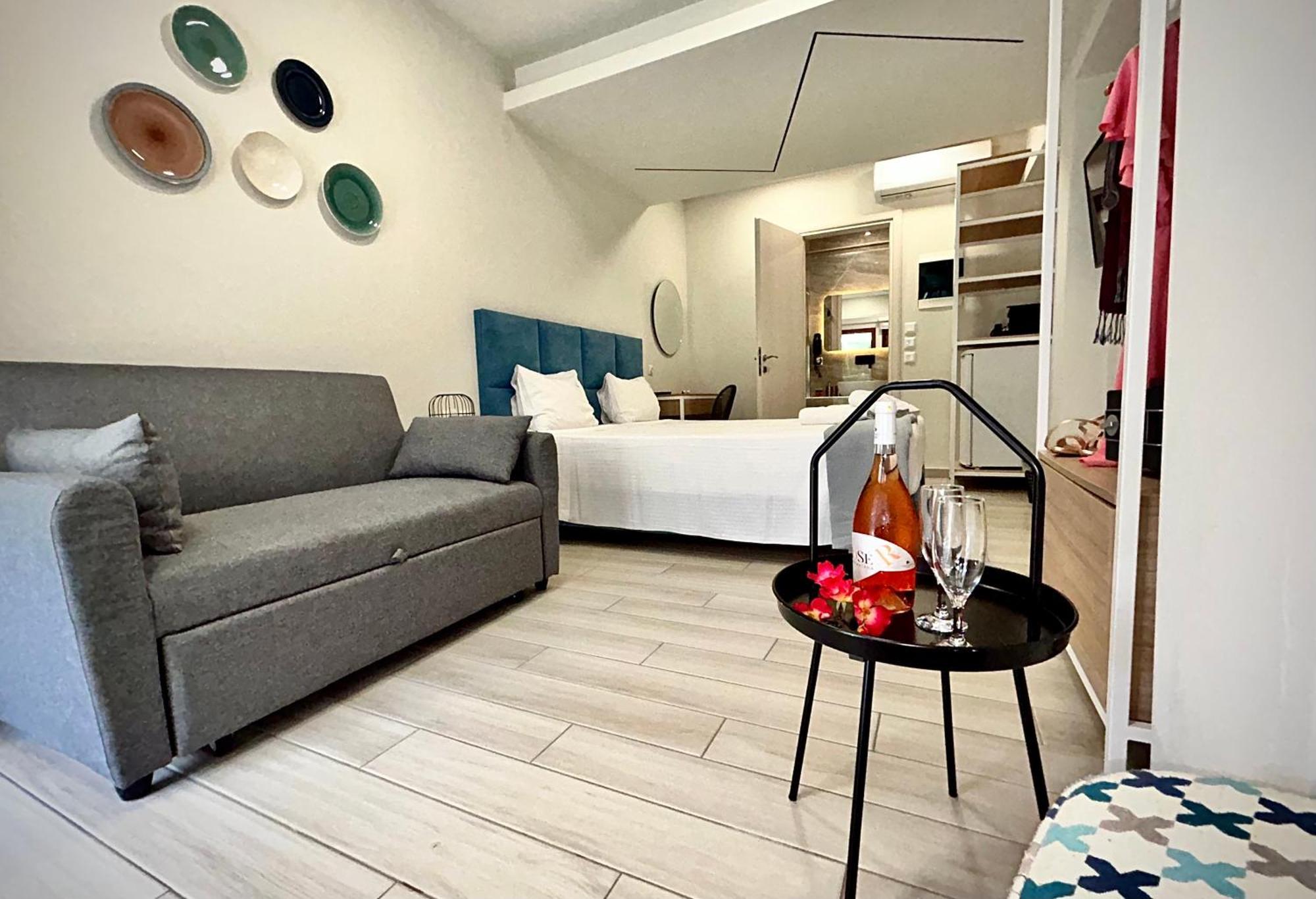 Porto Portes Suites Nea Poteidaia Exterior foto